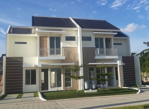 foto tampak rumah tipe ALPEN perumahan D'VILLAS