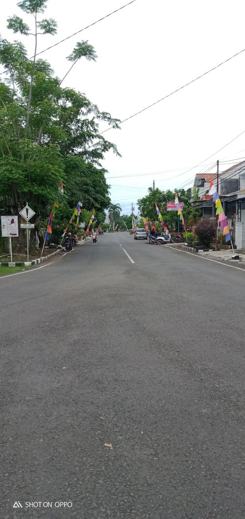 foto posisi tengah perumahan Taman Gading