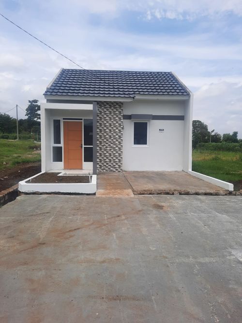 foto tampak rumah tipe 36/60 perumahan Bumi Sindangratu Indah