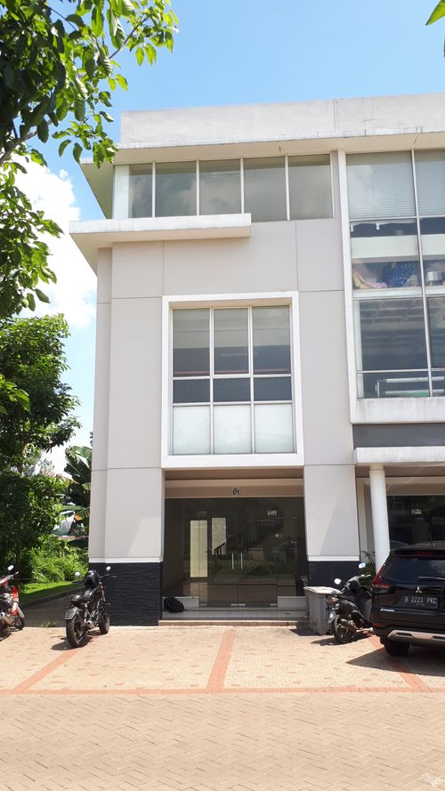 foto contoh rumah perumahan Ruko South Goldfinch