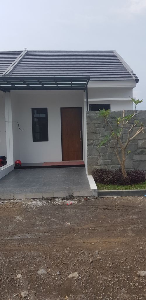 foto tampak rumah tipe AZALEA perumahan THE GROVE