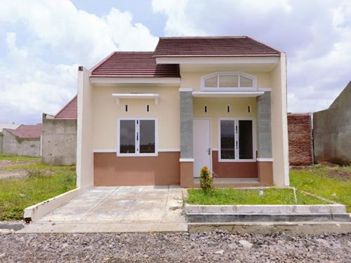 foto tampak rumah tipe 40 AA perumahan GRIYA SATRIA MANDALATAMA KARANGLEWAS LOR