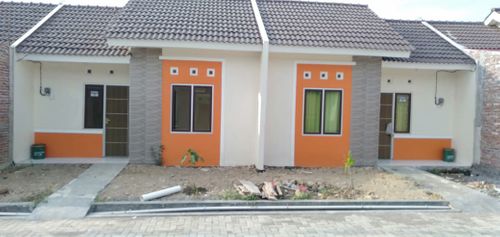 foto tampak rumah tipe 27 perumahan KANAYA LAND 5