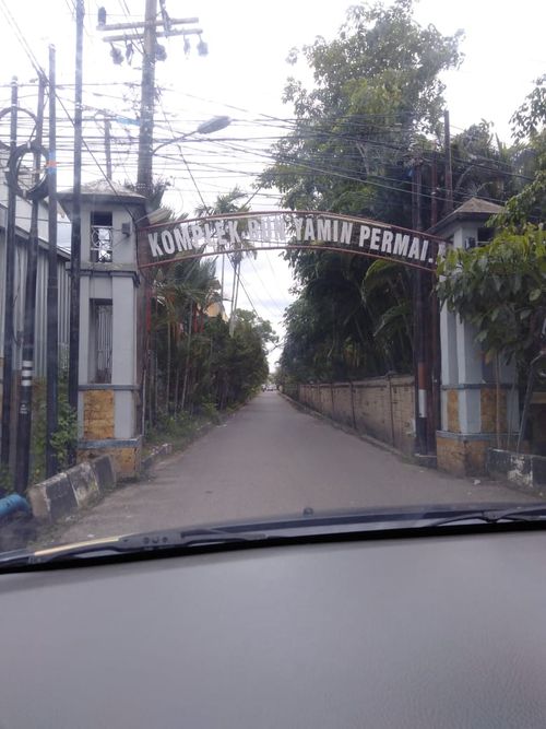foto gerbang perumahan KOMPLEK BUNYAMIN PERMAI I