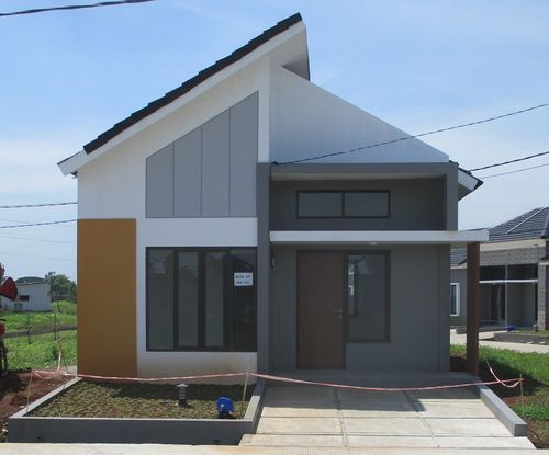 foto tampak rumah tipe 30/76 perumahan 3 BISNIS CENTER KARAWANG