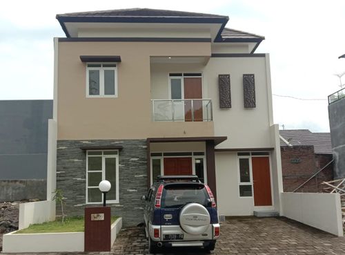 foto tampak rumah tipe 90/192 perumahan BUKIT ELANG RESIDENCE CLUSTER WALLACE