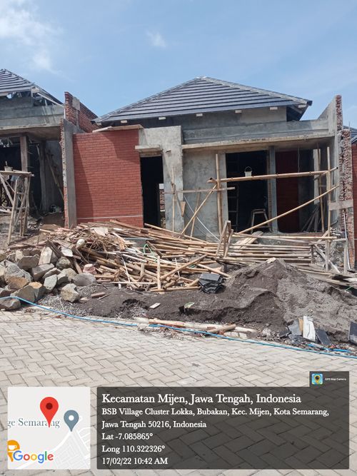 foto tampak rumah tipe Meranti 42 perumahan BSB Village Lokka Kayon