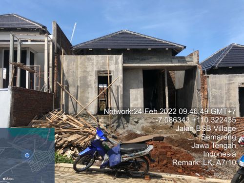 foto tampak rumah tipe Meranti 42 perumahan BSB Village Lokka Kayon