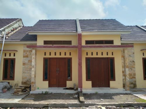 foto tampak rumah tipe 36/60 perumahan Green Kertosono Residence