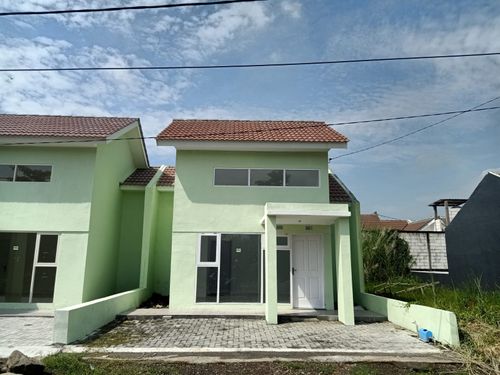 foto tampak rumah tipe RWU SAPPHIRE perumahan SAPPHIRE RESIDENCE