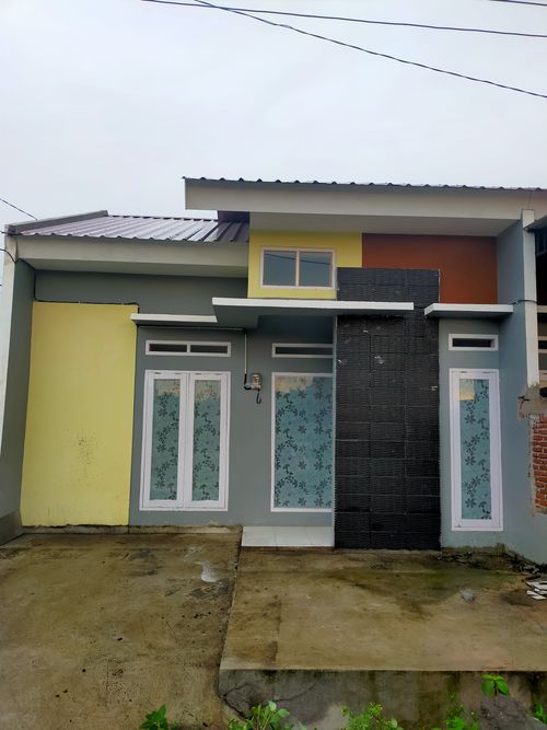 foto tampak rumah tipe 45 perumahan Griya Lemba Permai tahap II