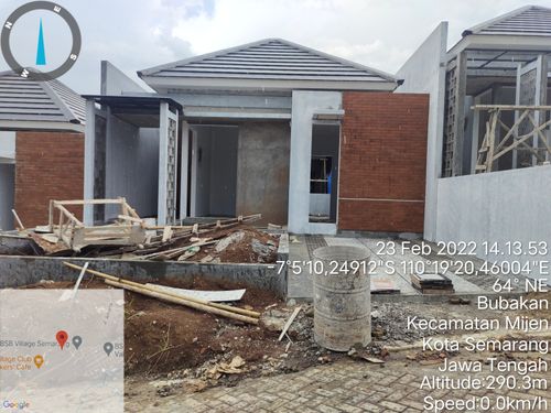 foto tampak rumah tipe Meranti 42 perumahan BSB Village Lokka Kayon