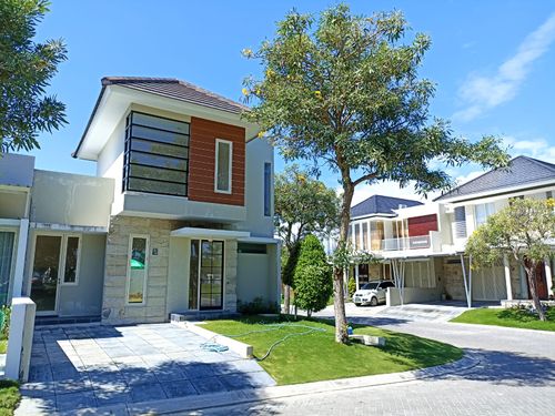 foto tampak rumah tipe Corsica perumahan CitraLand Palu