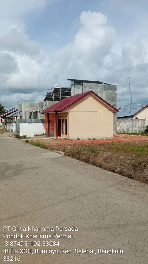foto posisi tengah perumahan pondok kharisma permai