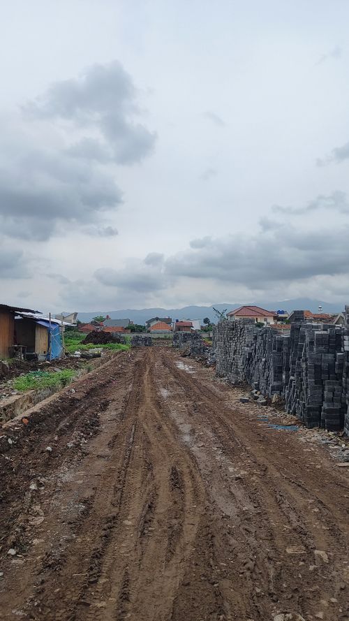 foto posisi tengah perumahan Kiwari Residence