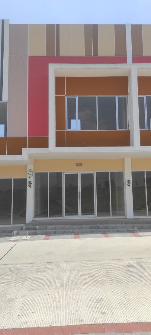 foto contoh rumah perumahan RUKO CITRA BUSINESS AVENUE 03