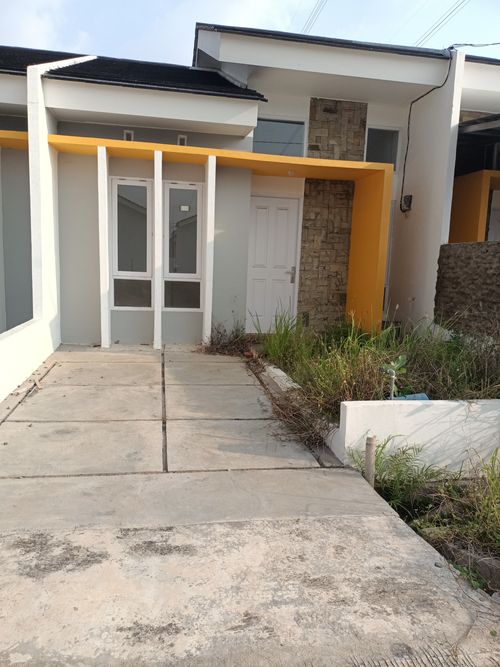 foto tampak rumah tipe AKASIA READY STOCK perumahan GRAND PESONA