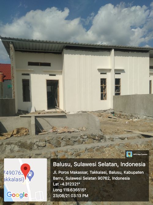 foto tampak rumah tipe 34 perumahan GRIYA TAKKALASI