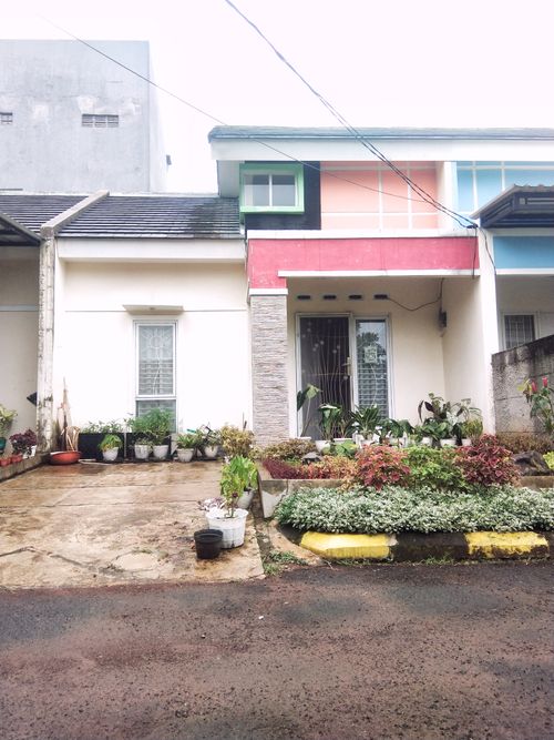 foto tampak rumah tipe 38/84 LT perumahan SENTRA DANAU KEMUNING