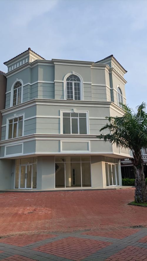 foto tampak rumah tipe RUKO PARAMOUNT SQUARE perumahan PARAMOUNT VILLAGE SEMARANG
