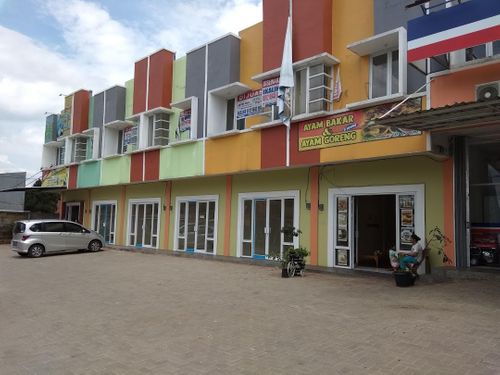 foto tampak rumah tipe Commercial Park perumahan SENTRA DANAU KEMUNING