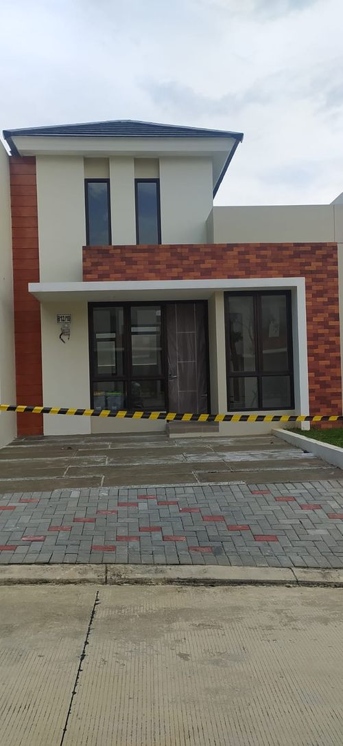 foto tampak rumah tipe CEVENNES B.12/10 perumahan PERUMAHAN CITRA SENTUL RAYA