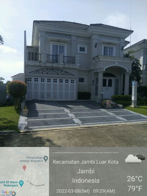 foto tampak rumah tipe Classic 5 perumahan CitraRaya City Cluster Royal Palm