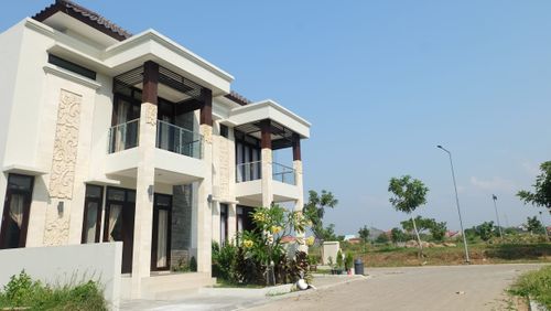 foto tampak rumah tipe 120 KN perumahan KINAYA RESIDENCE