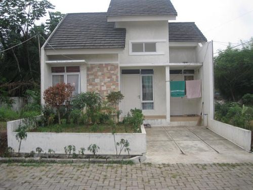 foto tampak rumah tipe 45/84 perumahan PRIMA BOJONG ESTATE