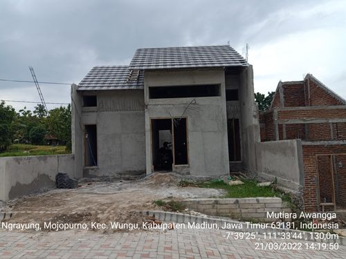 foto contoh rumah perumahan Mutiara Awangga