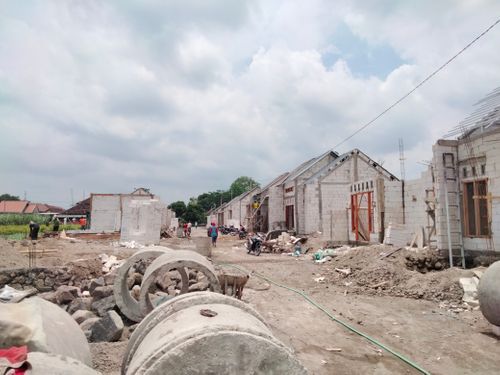 foto posisi tengah perumahan GREEN TUGUREJO RESIDENCE 2