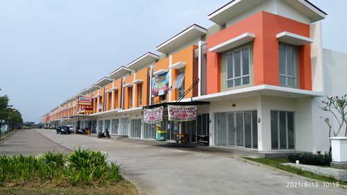 foto gerbang perumahan RUKO PARK STREET (CITRA MAJA RAYA JO)