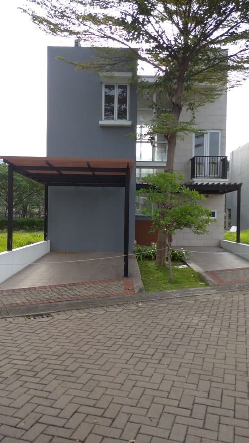 foto tampak rumah tipe SORA perumahan KEBAYORAN PIAZZA HARMONY 1