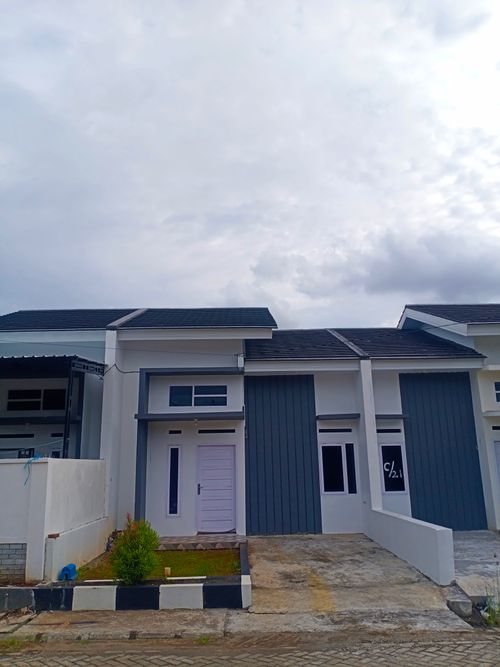 foto contoh rumah perumahan GRAHA LESTARI MAKASSAR