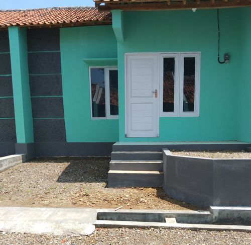 foto tampak rumah tipe 36/60 perumahan Kabumian Hill