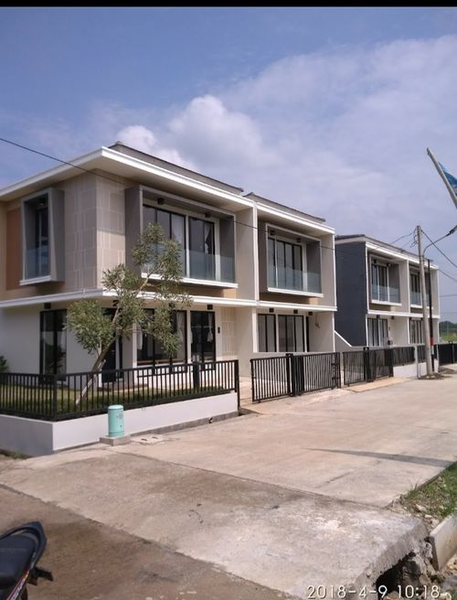 foto tampak rumah tipe DHARMAWANGSA 68 perumahan GRAND RESIDENCE CITY