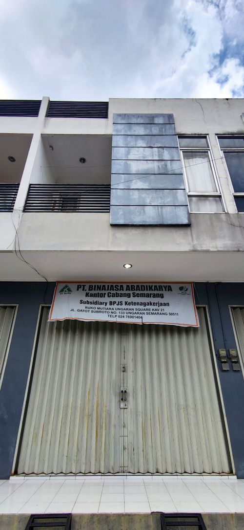 foto tampak rumah tipe RUKO 2 LANTAI KAV 21 perumahan MUTIARA UNGARAN SQUARE