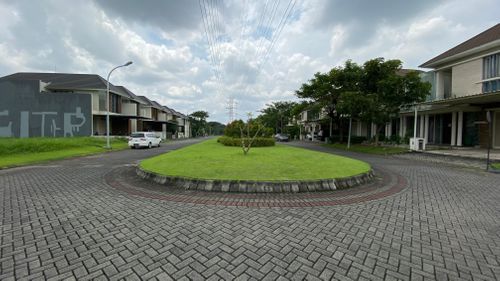 foto posisi tengah perumahan THE PRAMBANAN RESIDENCE EB