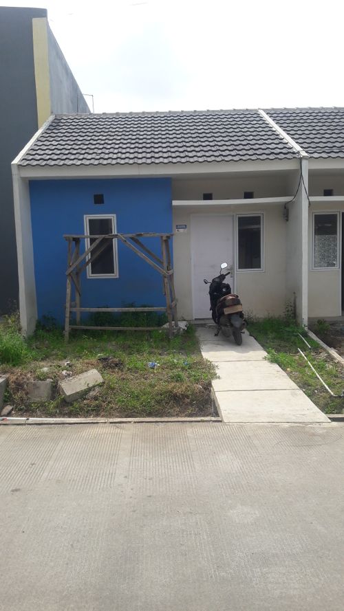 foto contoh rumah perumahan GRAND KRAMATWATU 2