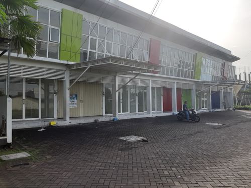 foto tampak rumah tipe RUKO perumahan GRAND ROYAL REGENCY