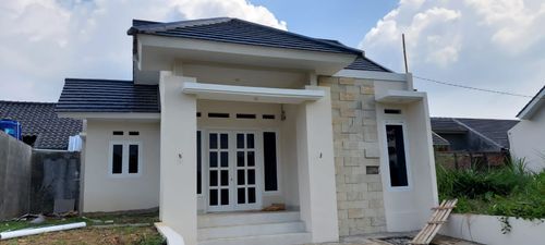 foto tampak rumah tipe standar 45/134 perumahan VILLA INDAH SITUGUNUNG