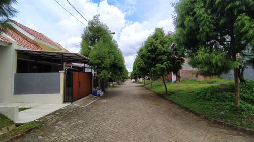 foto posisi tengah perumahan TERRA COTTA