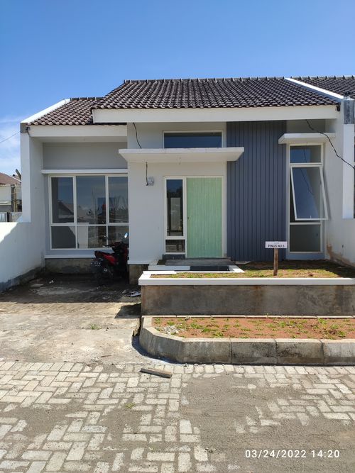 foto tampak rumah tipe Cluster Pinus 60 perumahan MEGAH NUSA MADANI