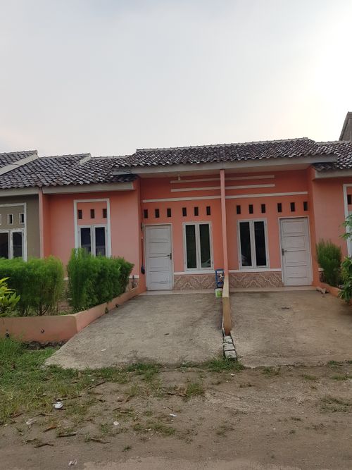 foto contoh rumah perumahan villa mutiara jaya 1