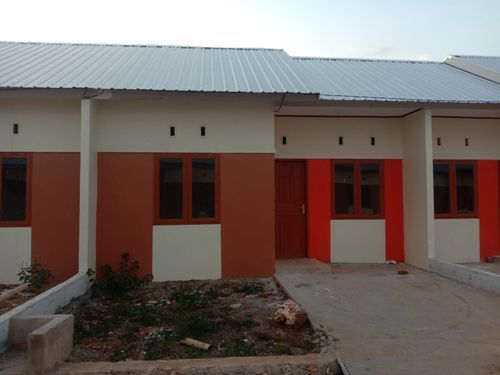 foto tampak rumah tipe 30 perumahan RACHITA GARDEN 3