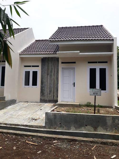 foto tampak rumah tipe 36 perumahan PURI WIRADADI 2