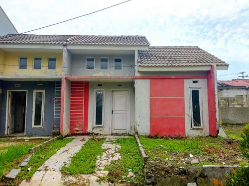 foto tampak rumah tipe Hook A3-37 perumahan DE'KERATON