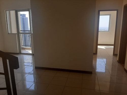 foto tampak rumah tipe 4BC perumahan Apartemen Maple Park
