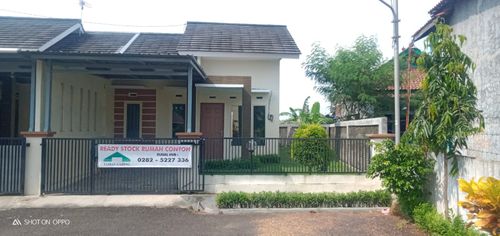 foto tampak rumah tipe 53/142 perumahan Taman Gading