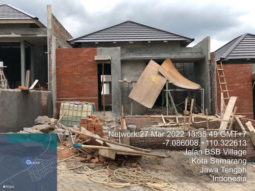 foto tampak rumah tipe Meranti 42 perumahan BSB Village Lokka Kayon